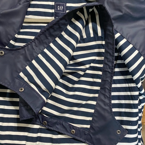 Gap Navy Striped Lined Raincoat w/ detachable hood - Picture 4 of 6